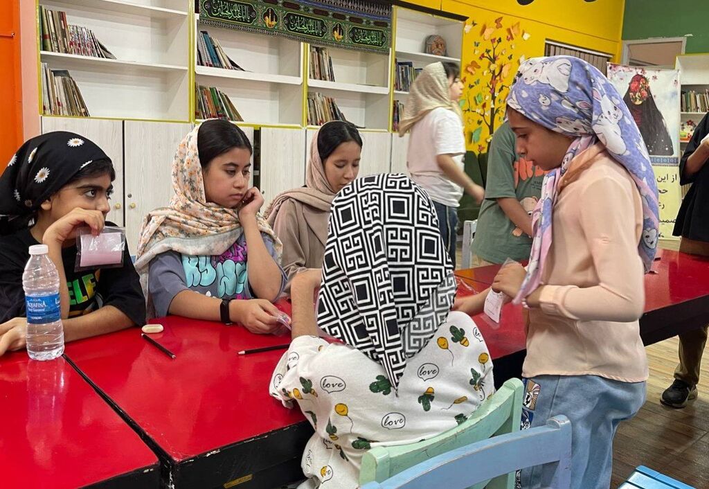 1323161 پویش «هدیه خوبان» در مرکز فرهنگی تربتجام