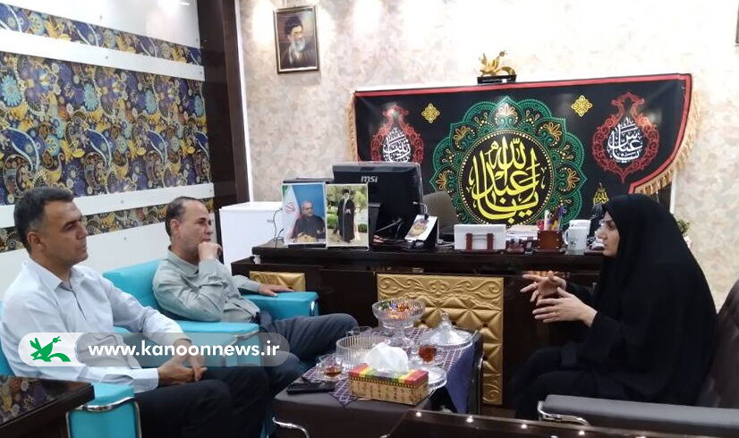1323162 دیدار مدیرکل کانون استان بوشهر با شهردار و رئیس شورای شهر دوراهک