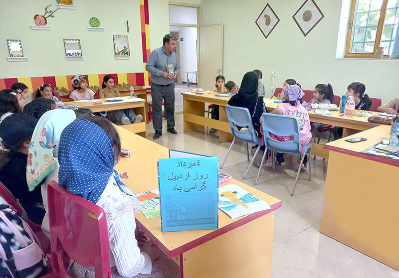 1323210 بزرگداشت روز شیخ صفیالدین اردبیلی و هفته ملی اردبیل در مراکز کانون استان اردبیل