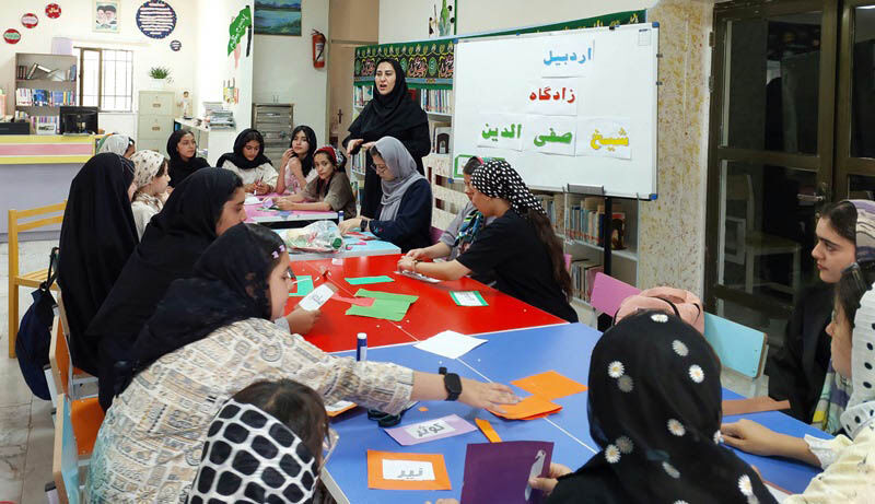 1323211 بزرگداشت روز شیخ صفیالدین اردبیلی و هفته ملی اردبیل در مراکز کانون استان اردبیل