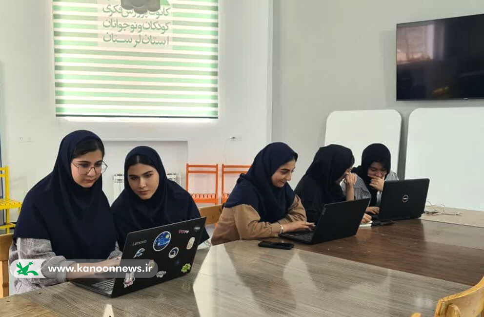 1323221 جستجوی سیارکها با تیم کانون لرستان در پویش جهانی بیست و یکم