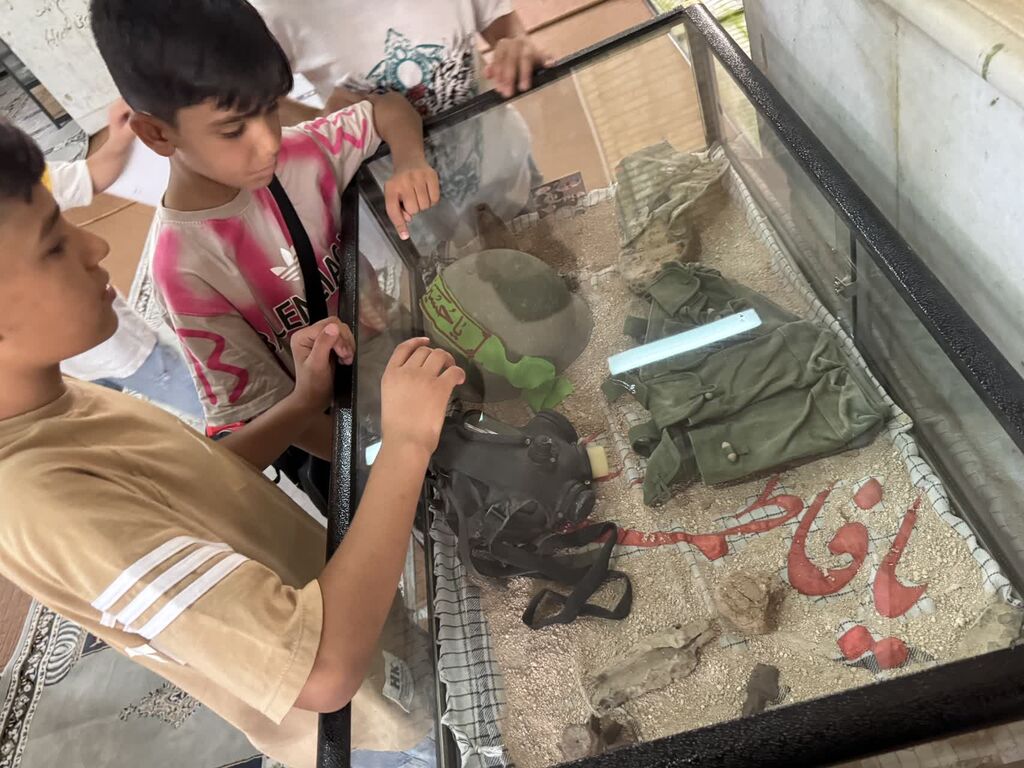 1323394 حضور اعضا و مربیان مراکز اسلامآباد غرب در تنگه مرصاد