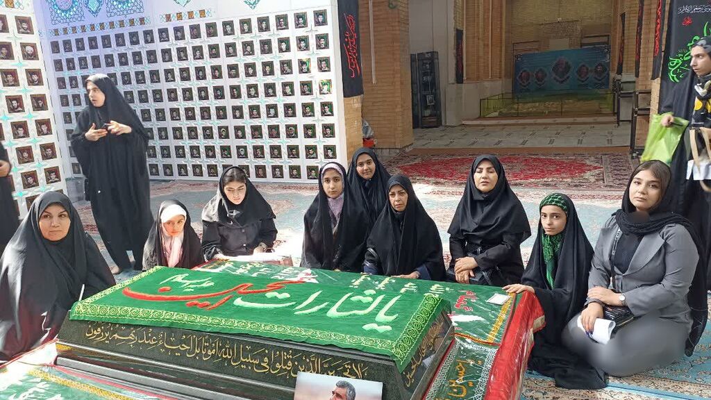 1323410 حضور اعضا و مربیان مراکز اسلامآباد غرب در تنگه مرصاد