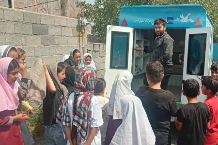 دور تازه فعالیت کتابخانه سیار روستایی کانون در شهرستان کوثر آغاز شد