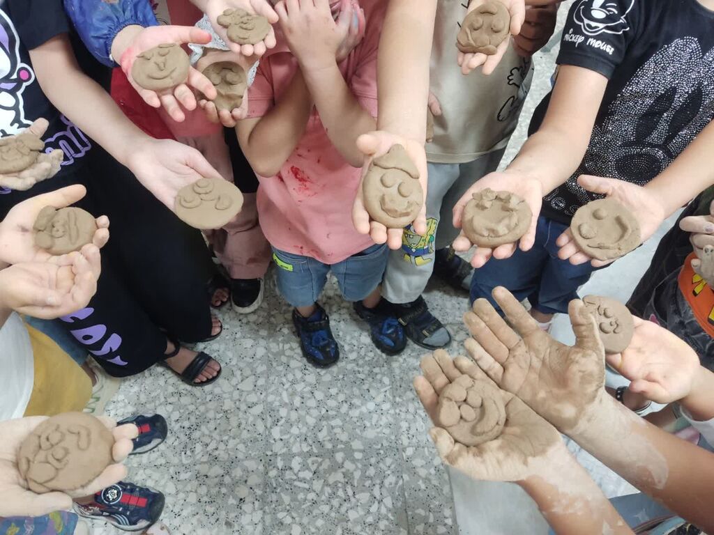 کارگاه سفالگری با محوریت کتاب «قیافه‌های بامزه» در میامی برگزار شد