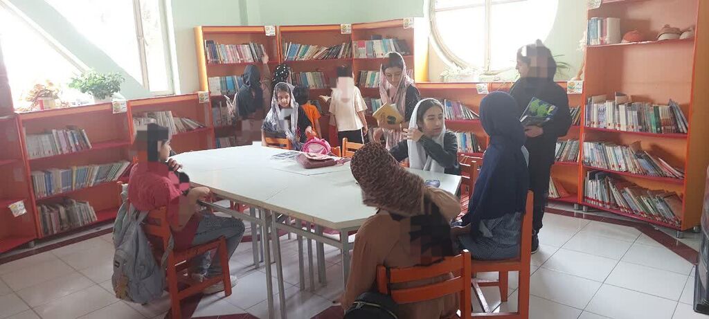 1323941 حضور سرپرست و کارشناسان کانون کرمانشاه در مرکز شماره ۸