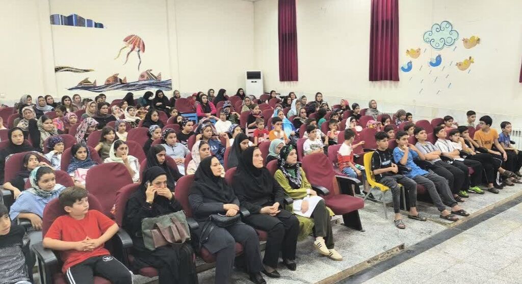 1324405 آیین روایتگری عاشورایی در مرکز شماره ۳ کانون کرمانشاه