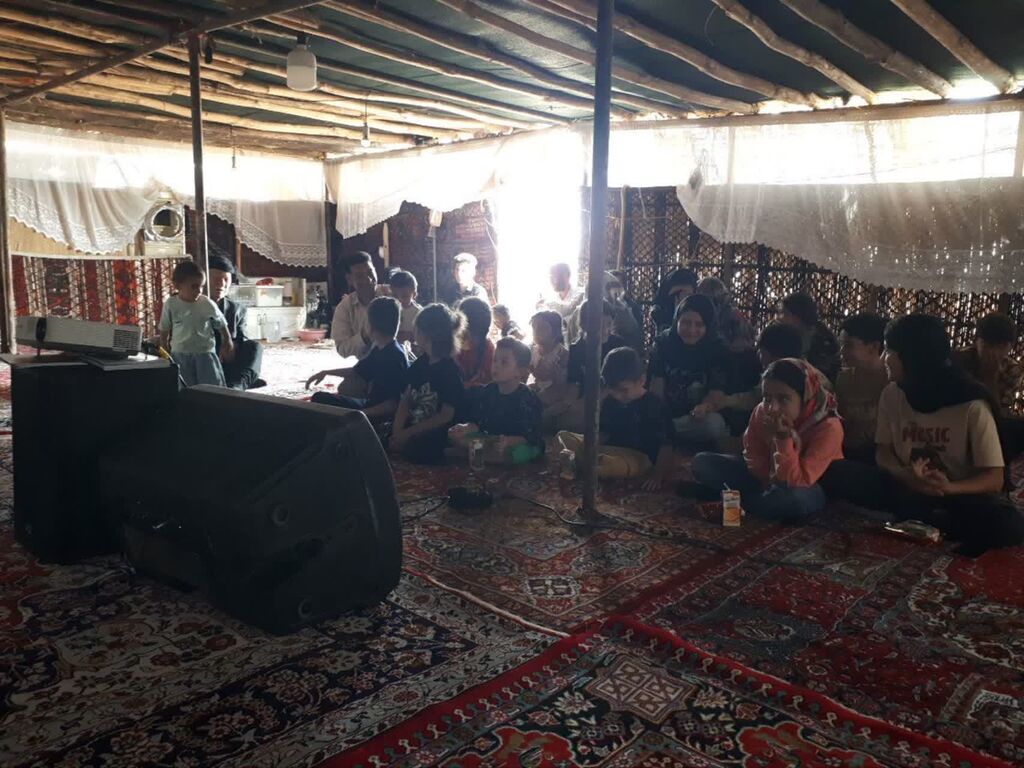 1324576 کانون کرمانشاه "تابستان با سینما کانون" را به چادر عشایر برد