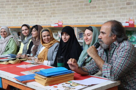 دیدار کودکان و نوجوانان با نویسندگان در کانون تهران