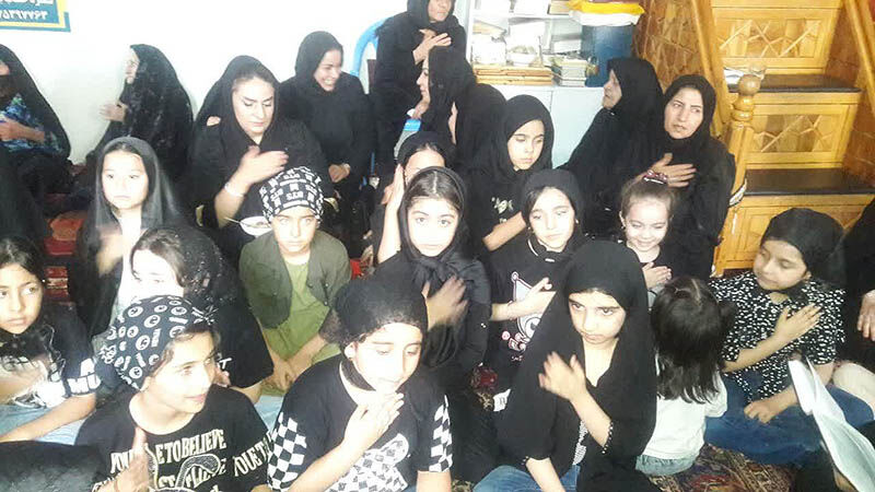 1324694 برگزاری ویژهبرنامه «با کاروان کربلا»؛ اعضای مراکز کانون اردبیل با حضرت رقیه (س) همصدا شدند