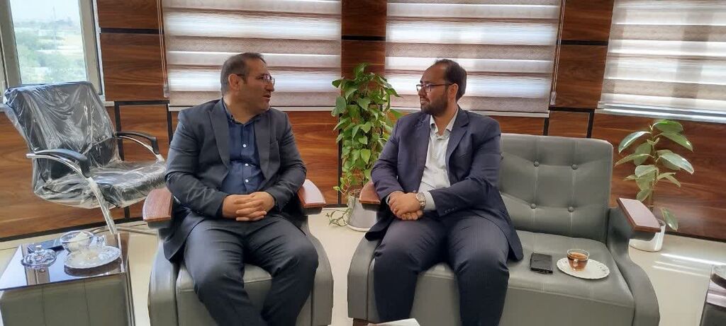 1324781 دیدار سرپرست کانون همدان با فرمانداران؛ گامی در مسیر تقویت زیرساختهای فرهنگی
