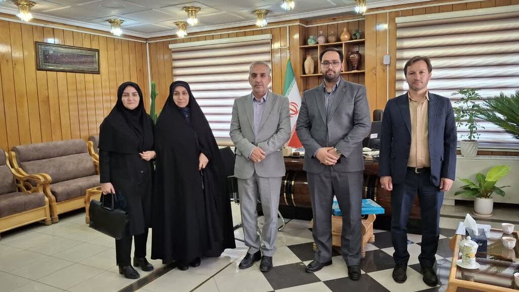 1324782 دیدار سرپرست کانون همدان با فرمانداران؛ گامی در مسیر تقویت زیرساختهای فرهنگی