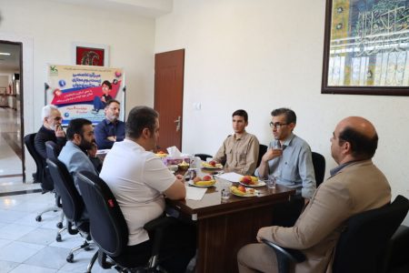 میزگرد تخصصی زیست بوم مجازی کودک و نوجوان در کانون استان مرکزی برگزار شد