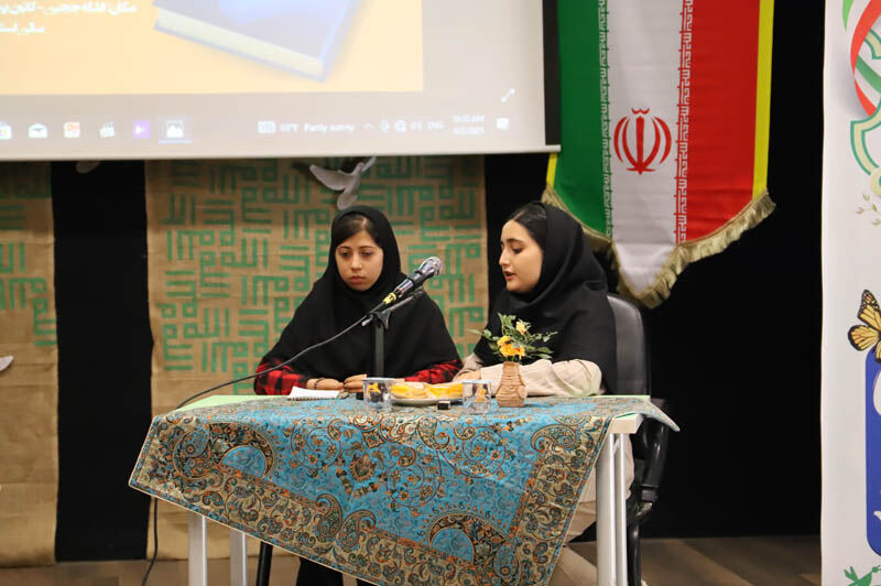 ویژه‌برنامه ادبی «دیدار آشنا» با محوریت نقد آثار بومی در اردبیل برگزار شد