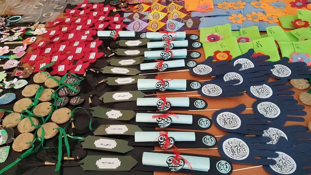 1325213 کانون کرمانشاه پیشتاز در کشور با ۷۸۲۱ دستسازه اربعین