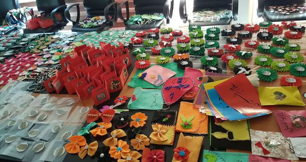 1325214 کانون کرمانشاه پیشتاز در کشور با ۷۸۲۱ دستسازه اربعین