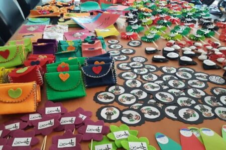 دست‌سازه‌های اعضای مراکز کانون به زائران اربعین اهدا می‌شود