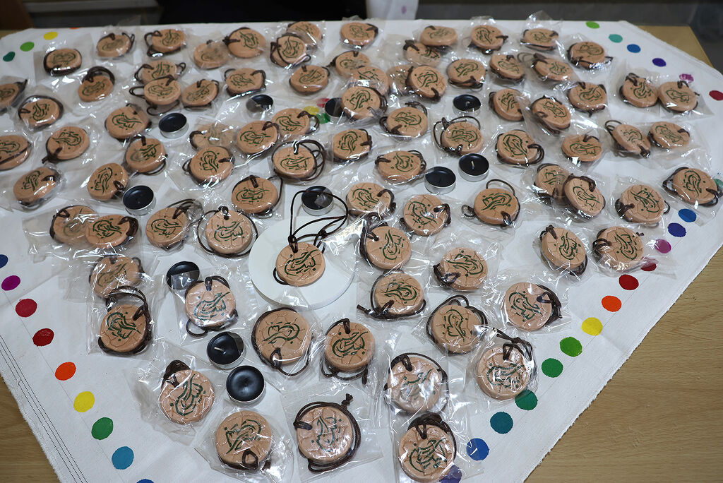 دست‌سازه‌های اعضای مراکز کانون به زائران اربعین اهدا می‌شود