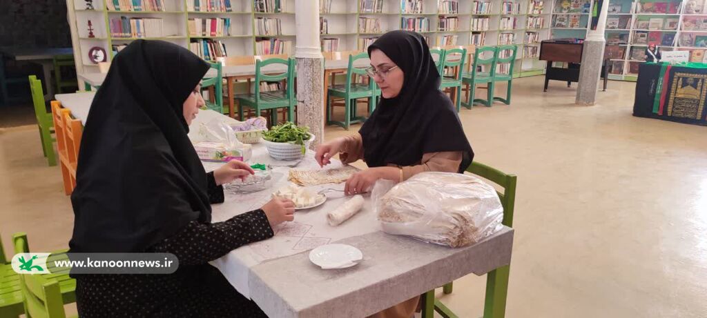 1325297 اعضای مراکز فرهنگی هنری کانون استان قم، ویژه برنامه هایی به یاد سه ساله دشت کربلا برگزار کردند.