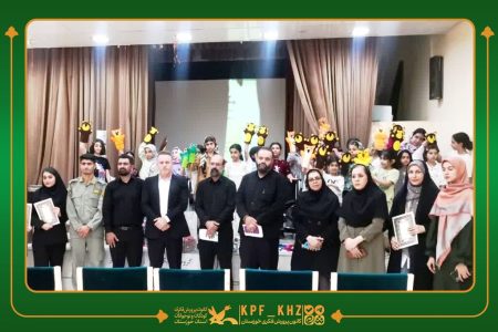 اهدای دو ویلچر با همت اعضای کانون شوشتر و حمایت از محیط زیست