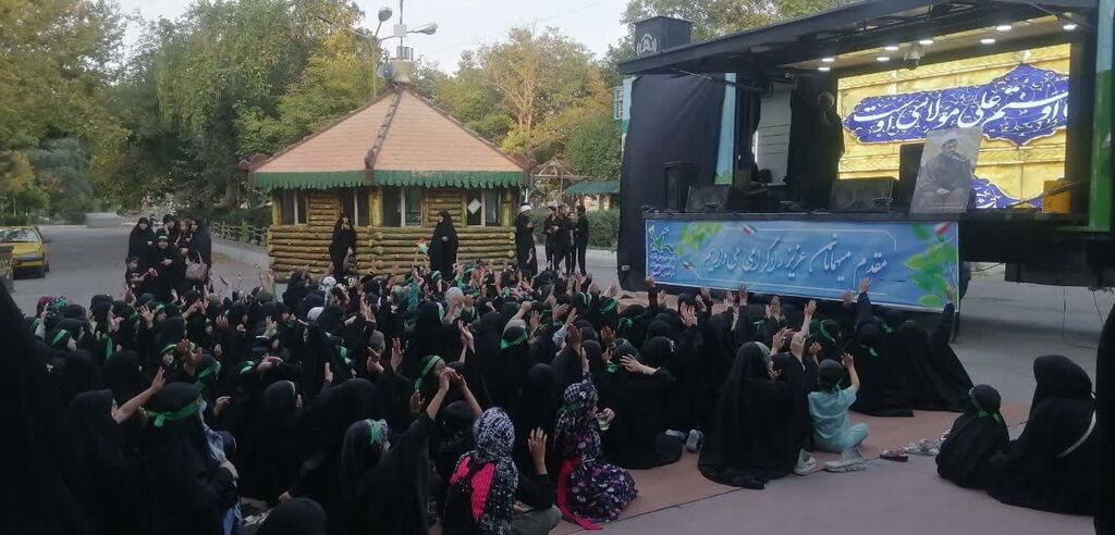 1325398 ویژهبرنامه تماشاخانه سیار کانون همزمان با شهادت حضرت رقیه (سلام الله)