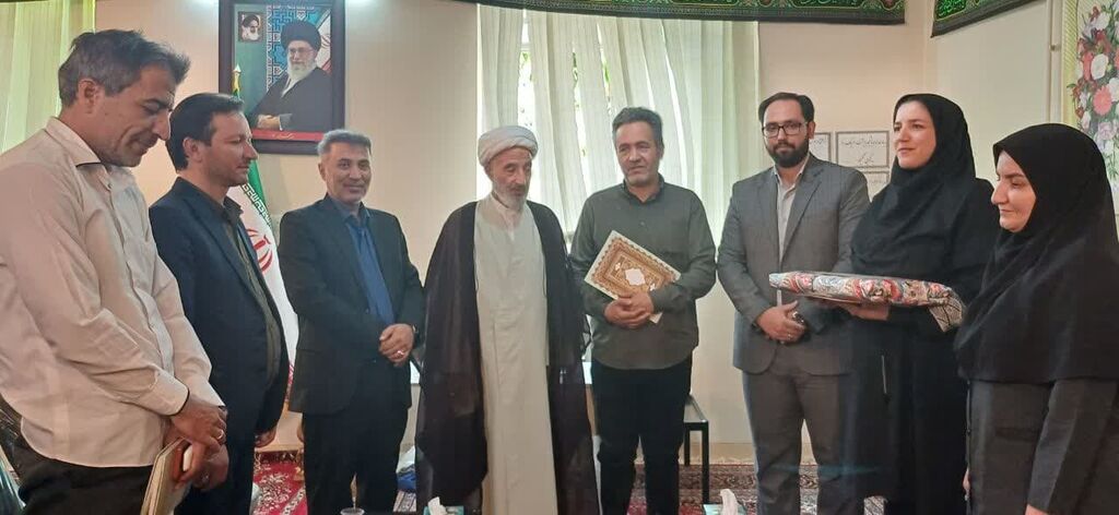 1325443-1 تربیت نسل در تراز انقلاب، رسالت فرهنگی کانون است