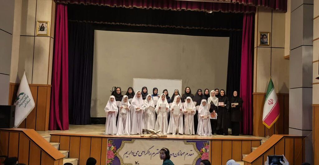 ​ ویژه برنامه «کودکان آسمانی» در مجتمع کانون کرج؛ یادمان شهدای کودک و نوجوان جنگ ۱۲ روزه