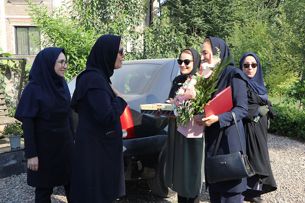 واژه‌ اعجازمی‌کند!