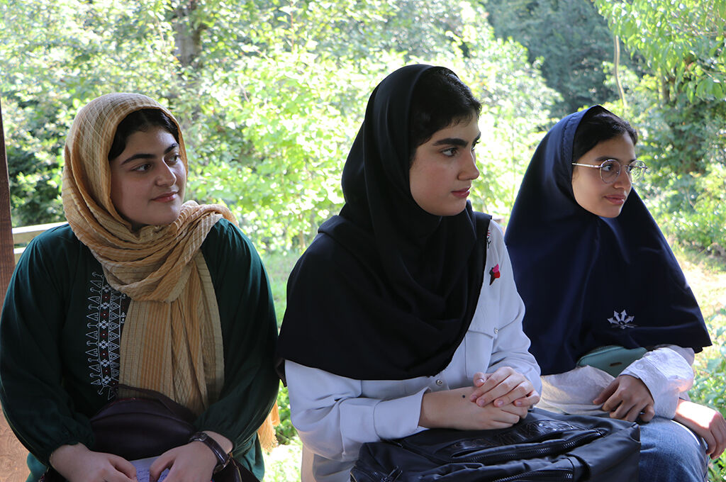 واژه‌ اعجازمی‌کند!