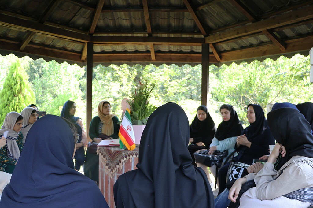 واژه‌ اعجازمی‌کند!