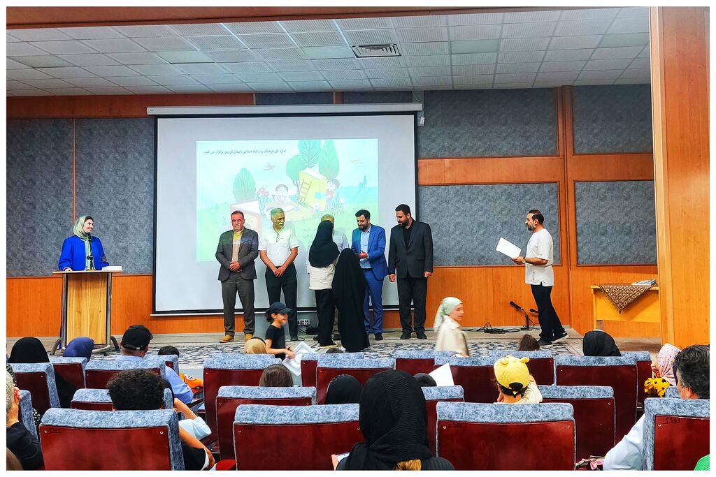 1325754 خوش درخشی اعضای کانون در پویش استانی «با ادبیات بزرگ شویم»