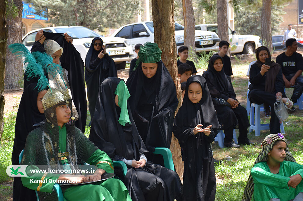 1325824 دومین اجرای کاروان مراکز سیار کانون پرورش فکری لرستان در خرمآباد