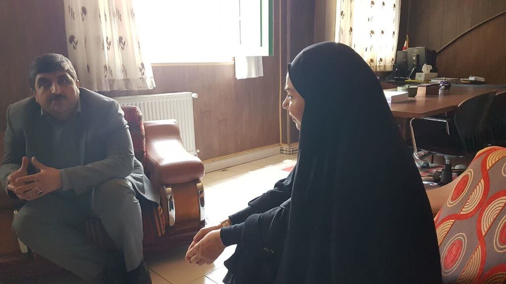 1325871 دیدار رییس اداره استثنایی آموزش و پرورش با سرپرست کانون کرمانشاه