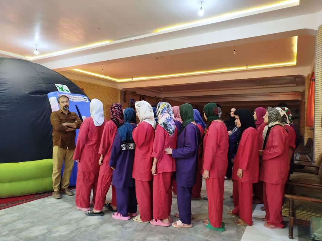 1325975 چتر آسمان نمای سیار کانون استان مرکزی برای توان خواهان باز شد