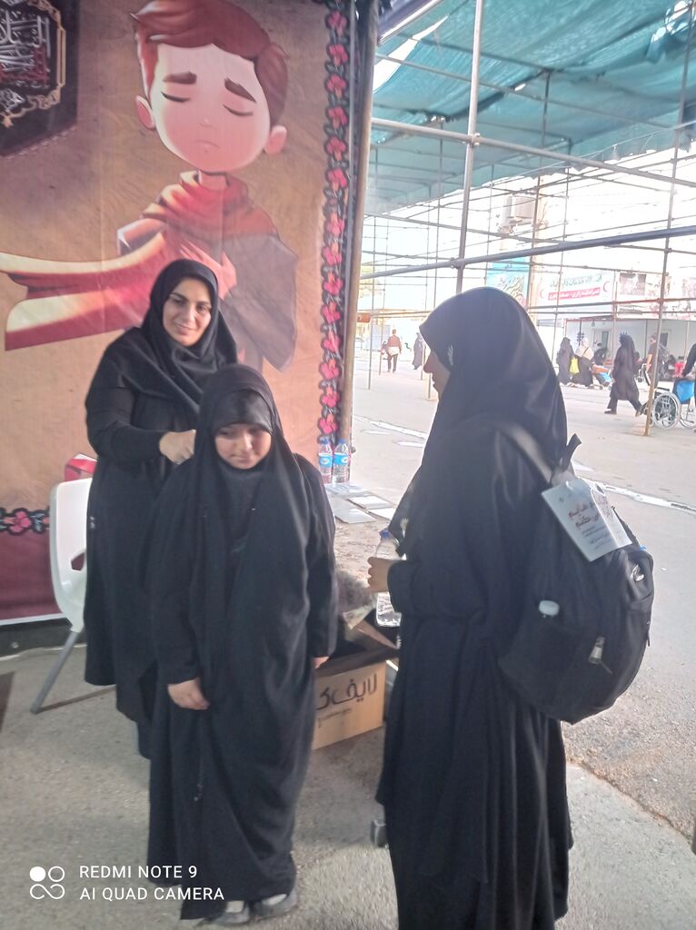 1326132 میزبانی فرهنگی کانون پرورش فکری ایلام از زائران کربلا در مرز مهران