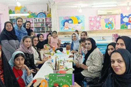 ترویج فرهنگ مطالعه با هنر ساخت طرح جلد کتاب‌ها در جهرم