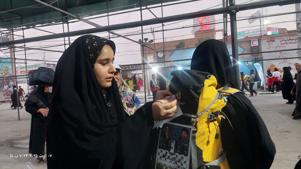 1326440 خدمترسانی نوجوانان کنشگربه میهمانان کوچک امام حسین (ع)درایستگاه کانون