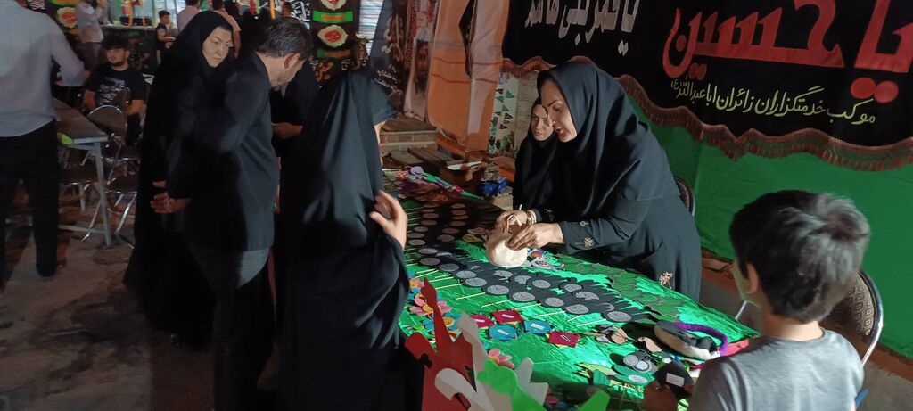 1326467 موکب "سیدالشهدا" کانون کرمانشاه میزبان زائران با برنامههای فرهنگی