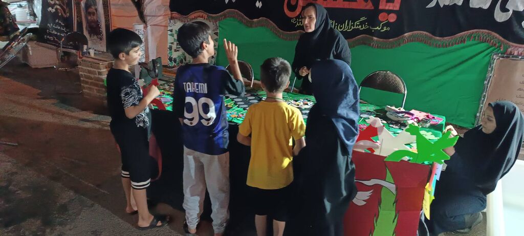 1326468 موکب "سیدالشهدا" کانون کرمانشاه میزبان زائران با برنامههای فرهنگی