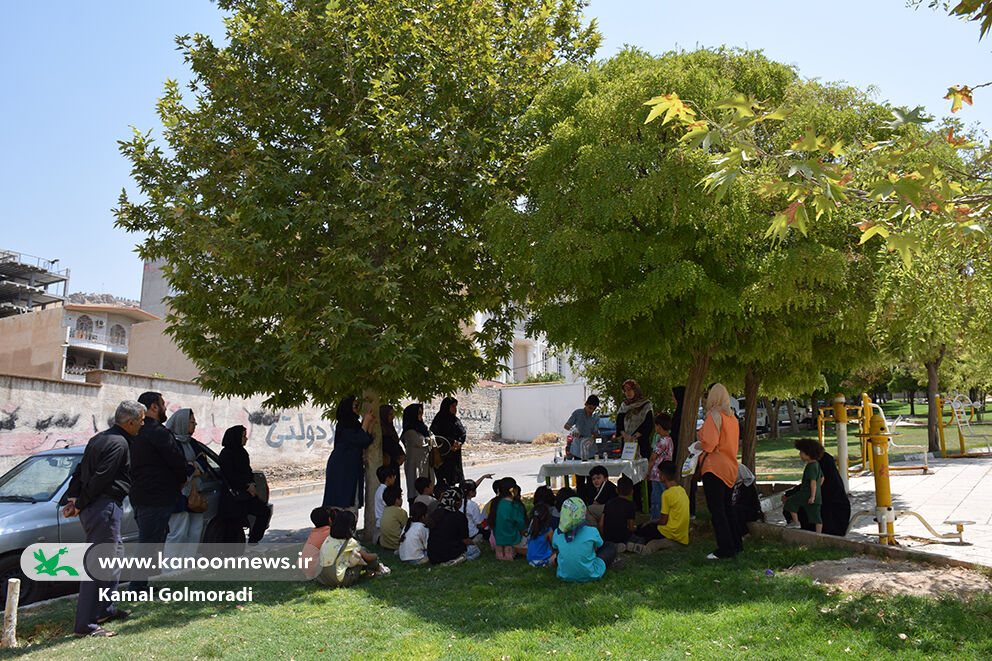 1326578 دنیای شگفتیها در کارگاه علمی مرکز شماره ۵ کانون خرمآباد