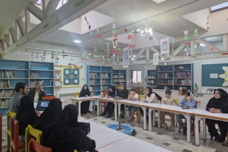 برگزاری اولین نشست «پاتوق قصه و نقد» در کانون همدان