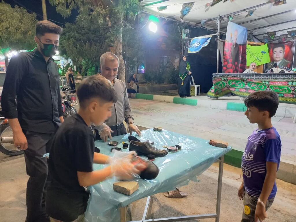 1326679 موکب فرهنگی "رقیه خاتون(س)" کانون سنقر میزبان زائران اربعین