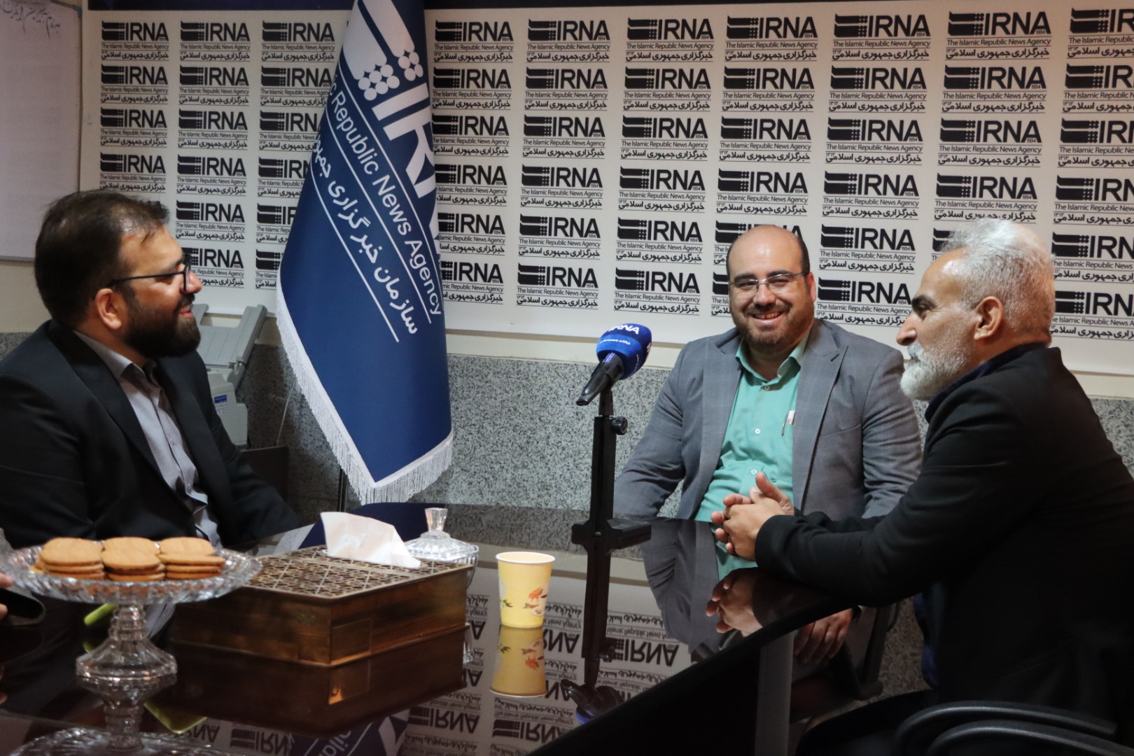 1326831 مدیر کل کانون استان مرکزی در خبرگزاری ایرنا حضور یافت