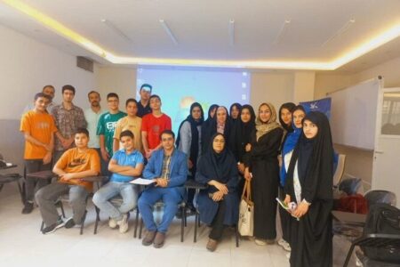 نشست انجمن شاعران نوجوان کانون استان اصفهان