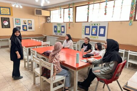 تقویت قدرت دیدن و شنیدن برای ارتباط مؤثر در کارگاه «روان‌خوانی و نقد کتاب» کانون شماره یک سمنان