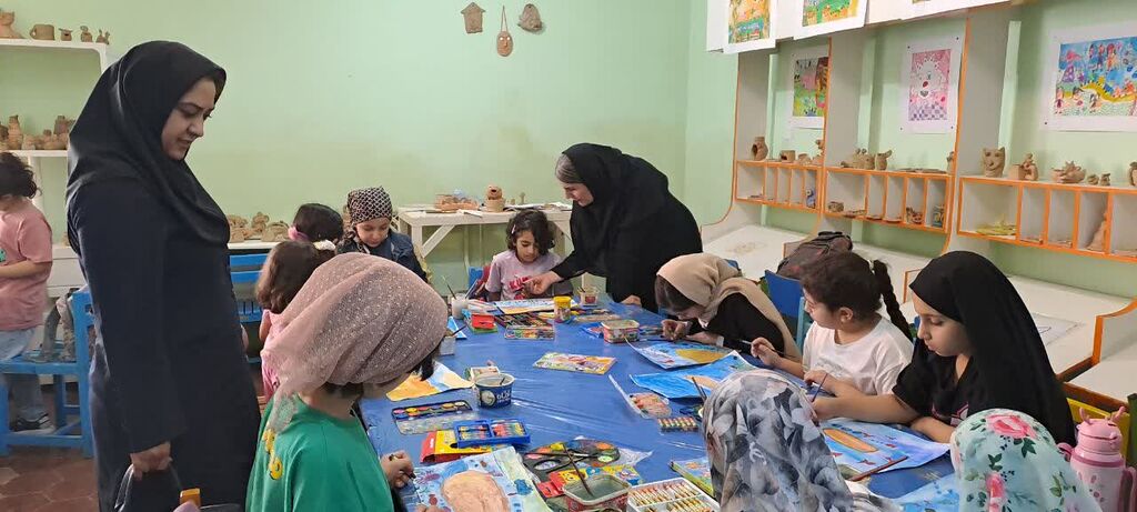 1327346 معرفی سامانه فواد( فوریتهای نظام اداری) به مسئولان و مربیان مراکز البرز