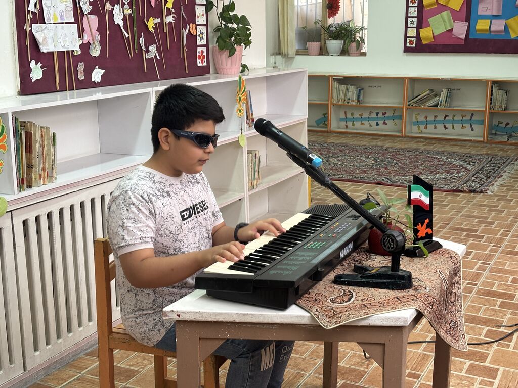 نمایشگاه کتابهای حسی لمسی نمایشگاه کتابهای حسی لمسی