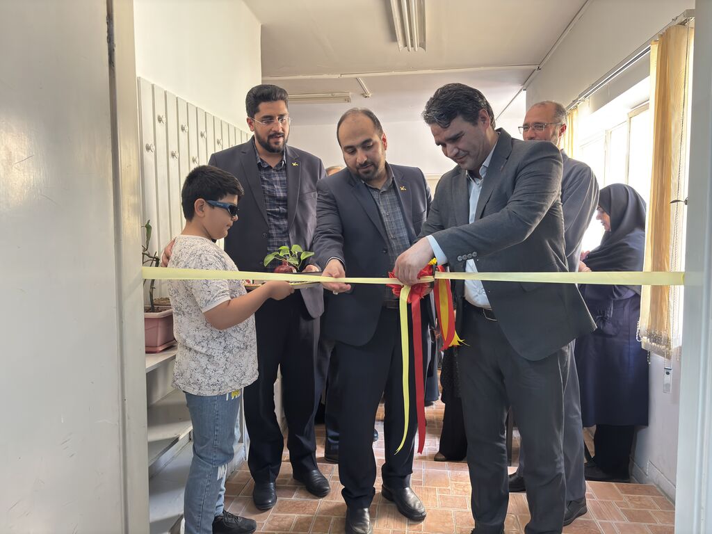 نمایشگاه کتابهای حسی لمسی نمایشگاه کتابهای حسی لمسی