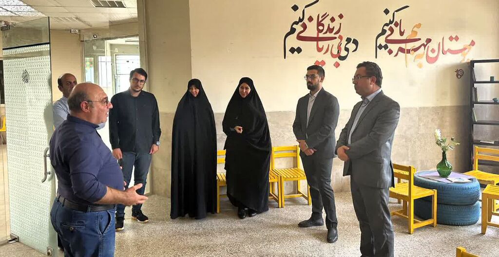 1327602 بازدید مسئولان فرمانداری کرمانشاه از مرکز شماره ۱۱