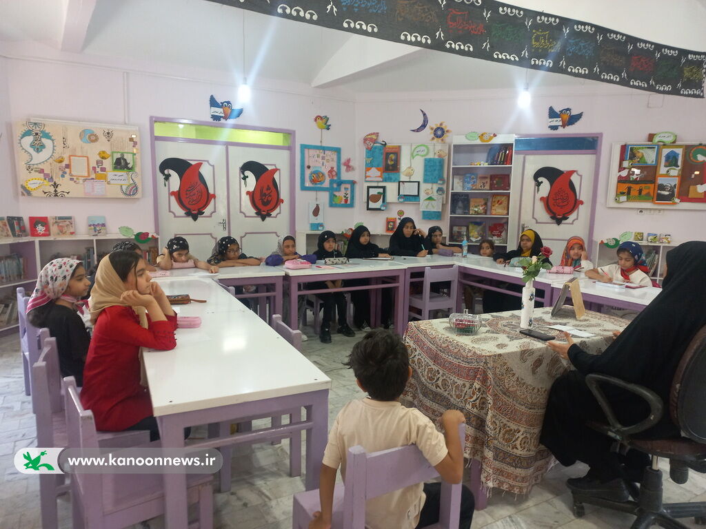 1327654 آشنایی اعضا مرکز اهرم با مقدمات خبرنگاری